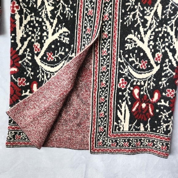 Maxsport Bohemian Longline Open Cardigan in Intricate Floral Pattern - Picture 3 of 8